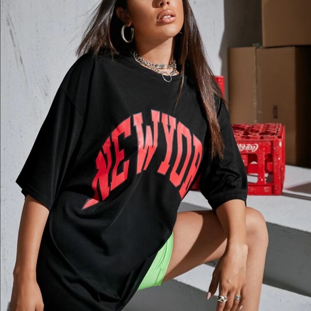 Oversized New York Top
